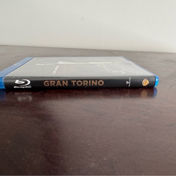 Gran Torino Blu-Ray Disc Clint Eastwood Movie - Picture 3 of 6